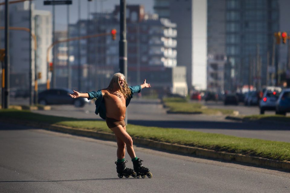 Patinador Sagrado. Ernesto Carci. Noticias de Mar del Plata