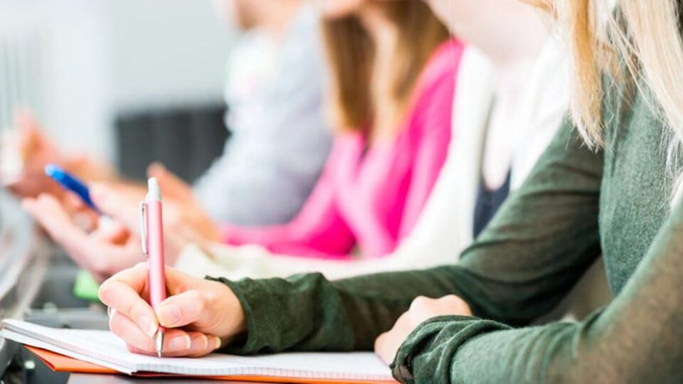 Profesiones universitarias mejor pagas