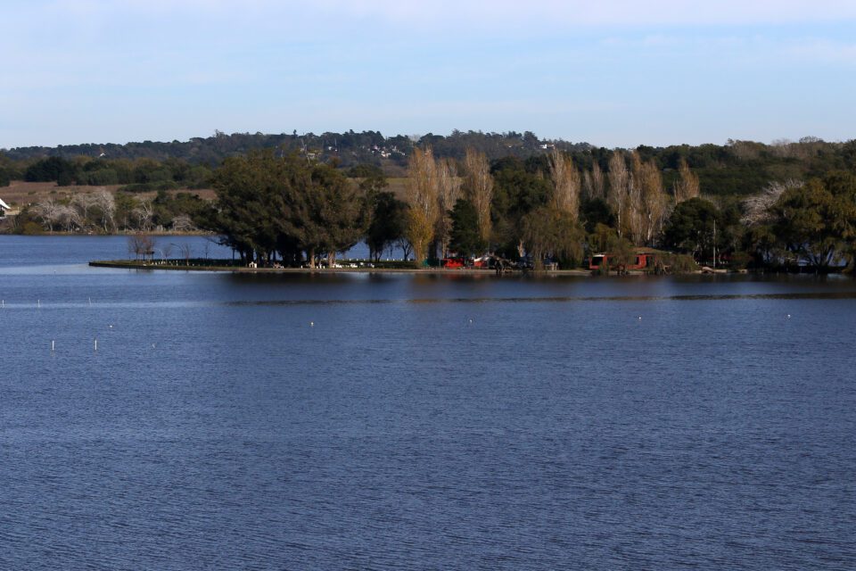 Laguna de los Padres
