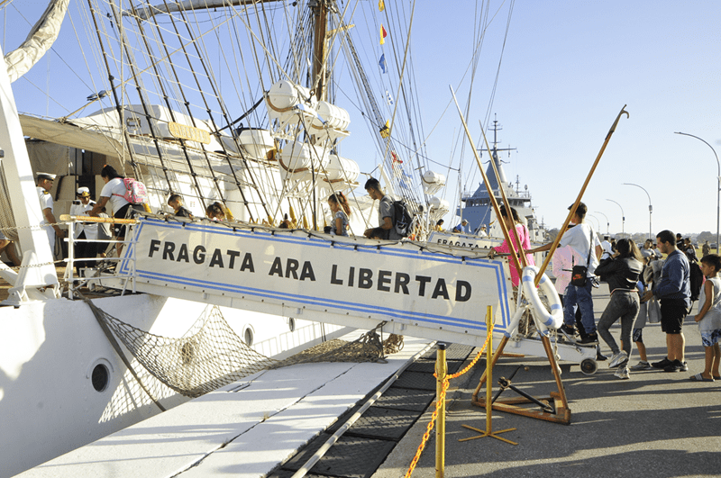 Fragata Libertad en Mar del Plata