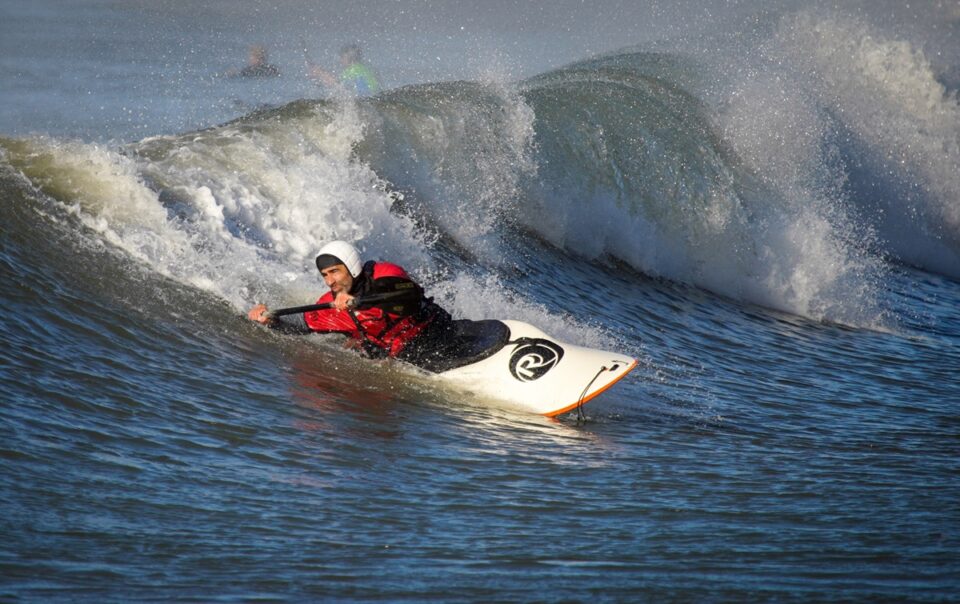 kayak surf en Mar del Plata
