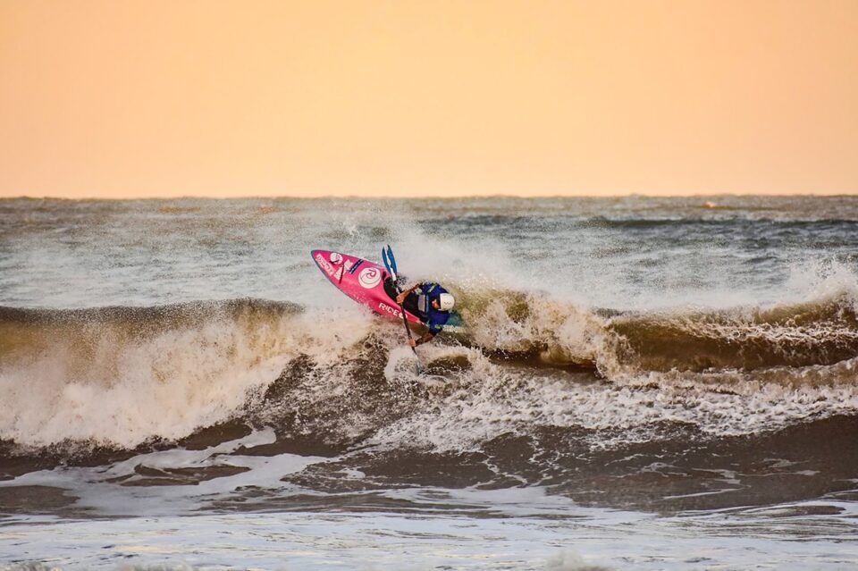kayak surf
