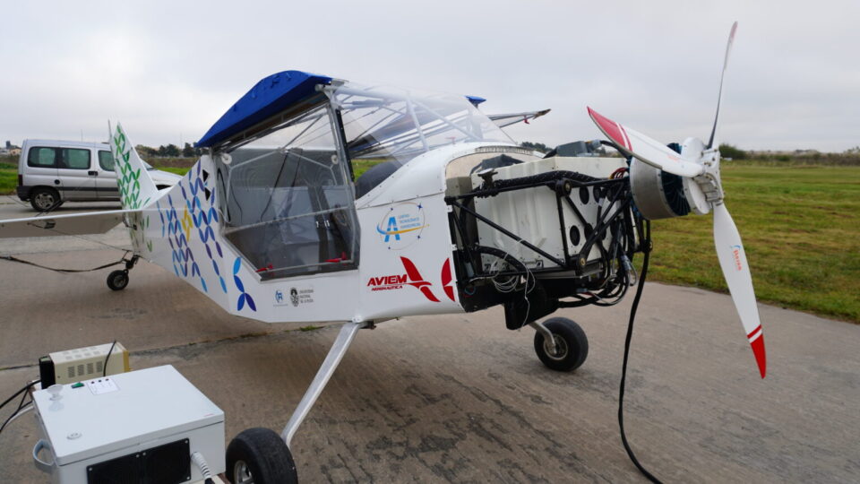 avión eléctrico
