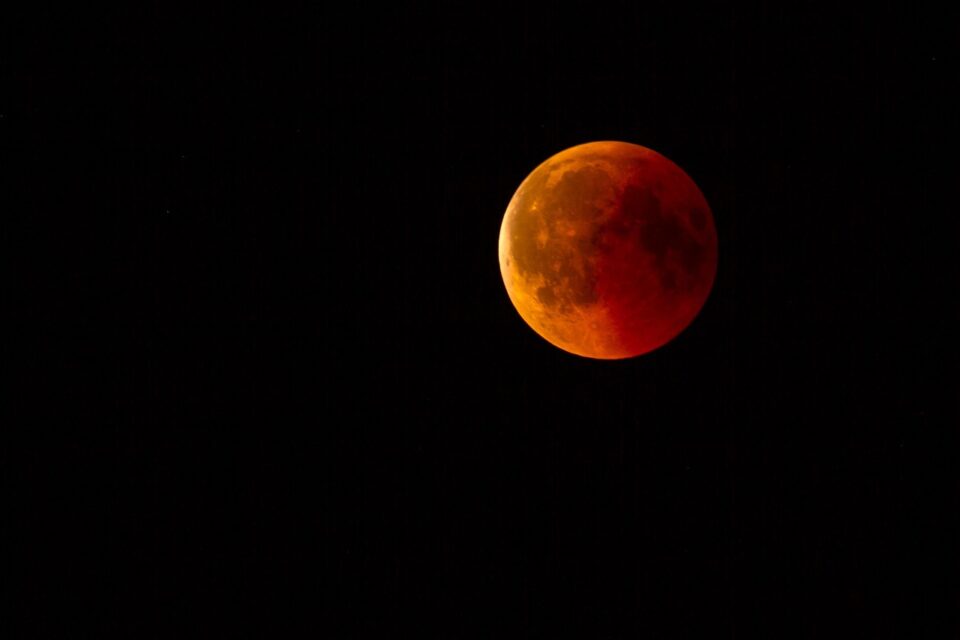 eclipse lunar
