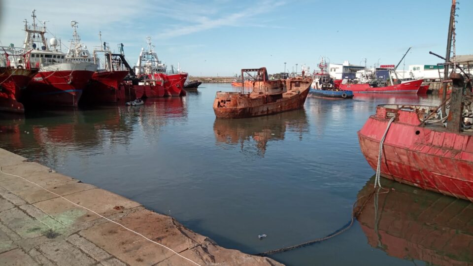hundimiento del buque pesquero “Ribazón Dorine”