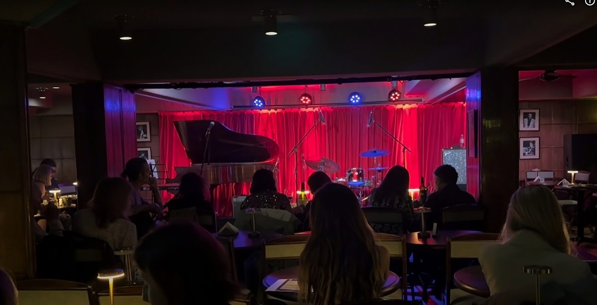 Bajo Tierra Club de Jazz