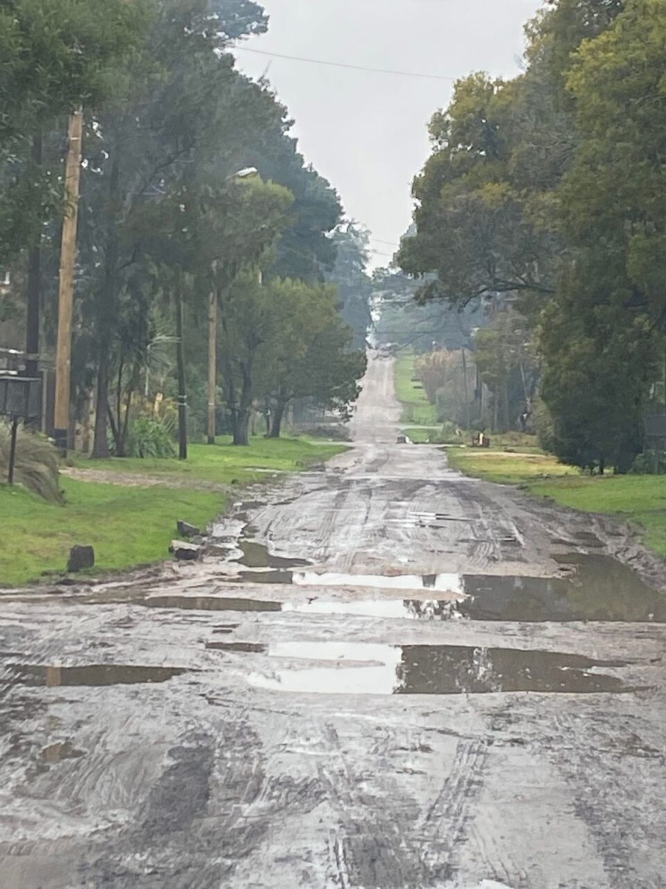 Acantilados. barro, calles