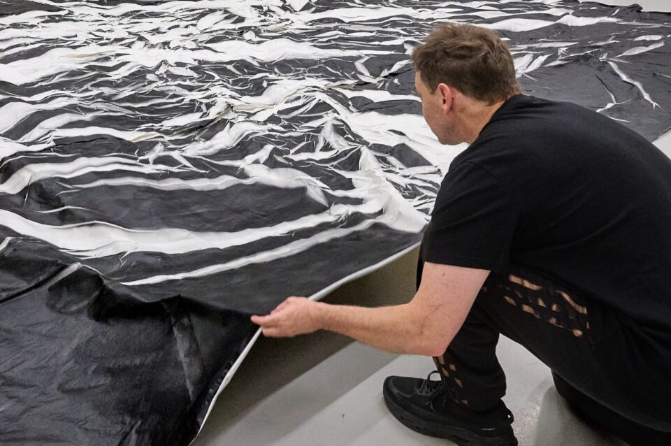 muestra de Eduardo Basualdo en el Museo Mar