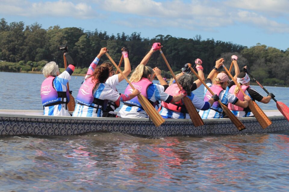 selección argentina de remo en bote dragón