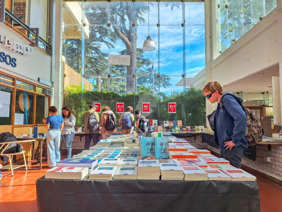 Feria del Libro Universitario de la UNMDP